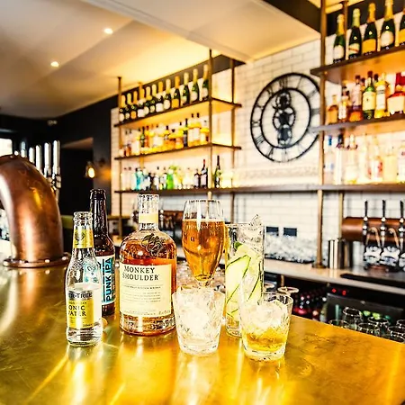 阿翁乔治凡酒店 酒店 4*